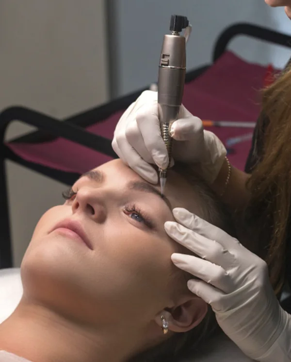 cejas destacada isabel cardero